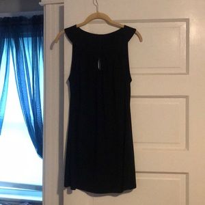 White House Black Market keyhole black tunic tank
